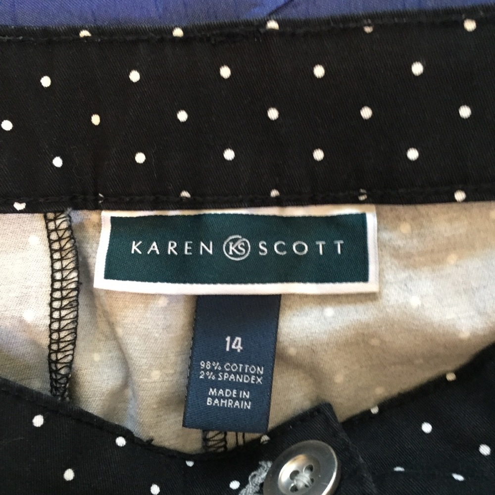 Karen Scott polka dot Capris - Picture 3 of 4